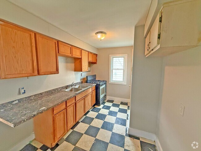 Building Photo - 3 BED 1 BATH SINGLE FAMILY HOME IN BEAUTIF...