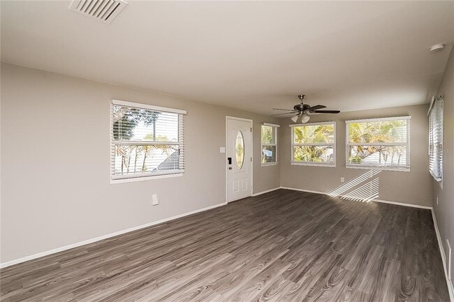 Photo - 10246 108th Ave N