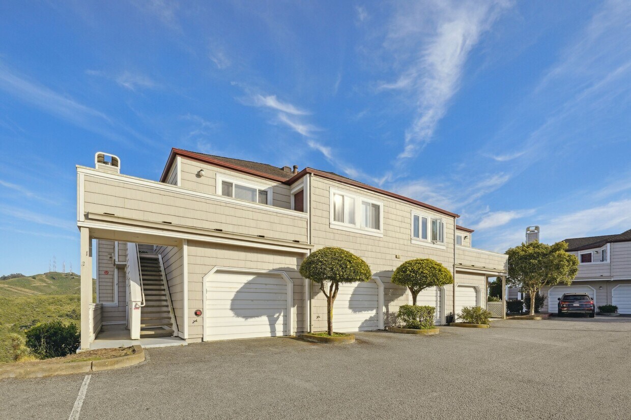 Photo - 671 Pointe Pacific (Daly City, CA)
