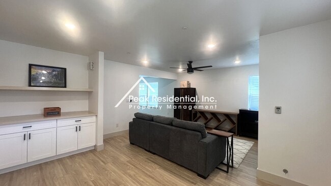Photo - Updated 3bd/2b Home Near UCD Med Center!