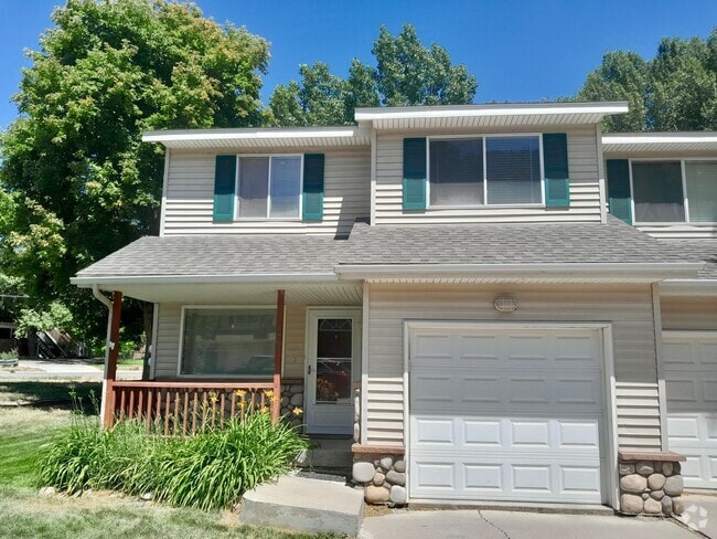 Building Photo - Townhome for Rent in New Castle