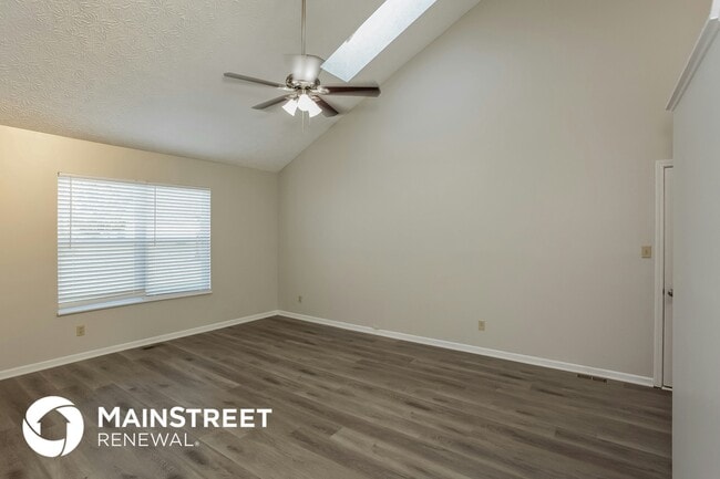 Photo - 4110 Luxembourg Cir W