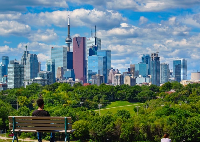 Photo - 646 Broadview Av