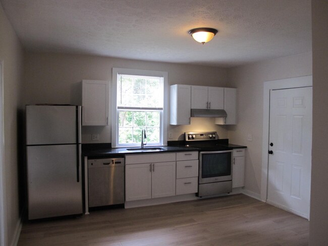 Photo - 1915 Browns Mill Rd SE Unit B