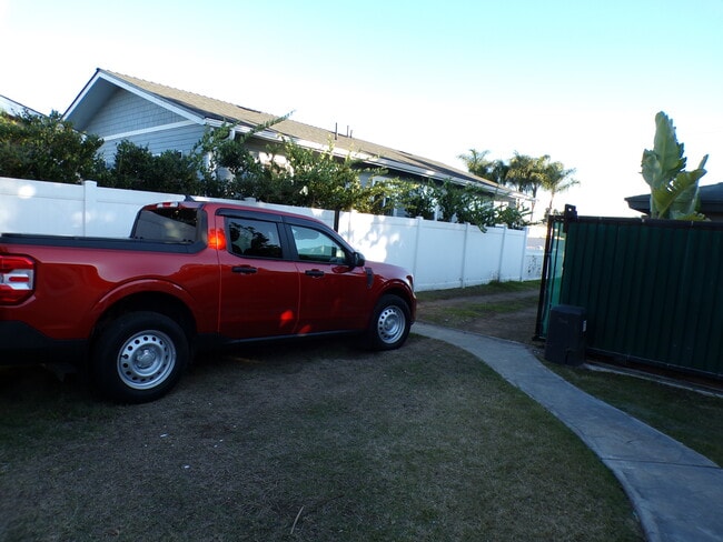 Photo - 739 Twin Oaks Ave