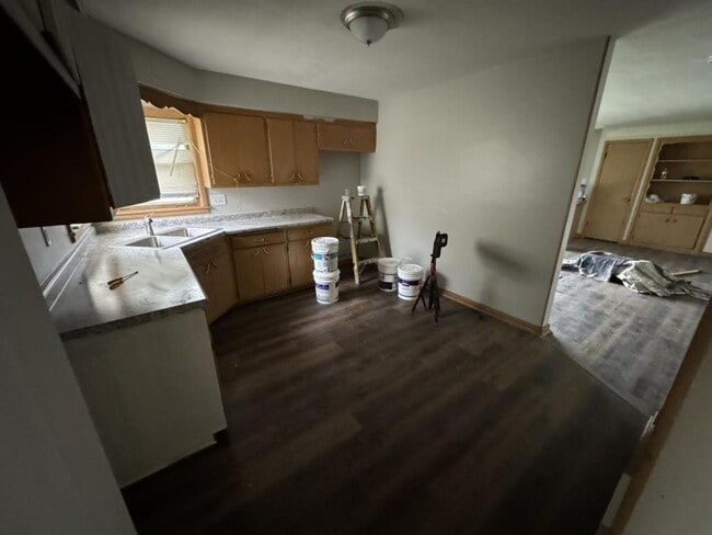 Photo - 4175 N 91st St