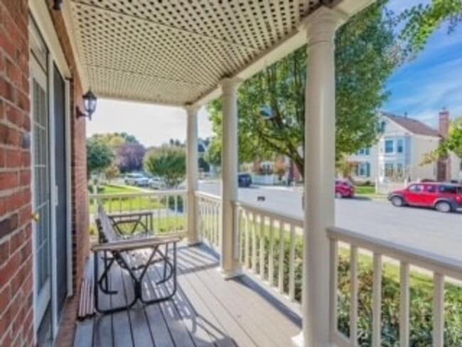 Photo - Location and comfort