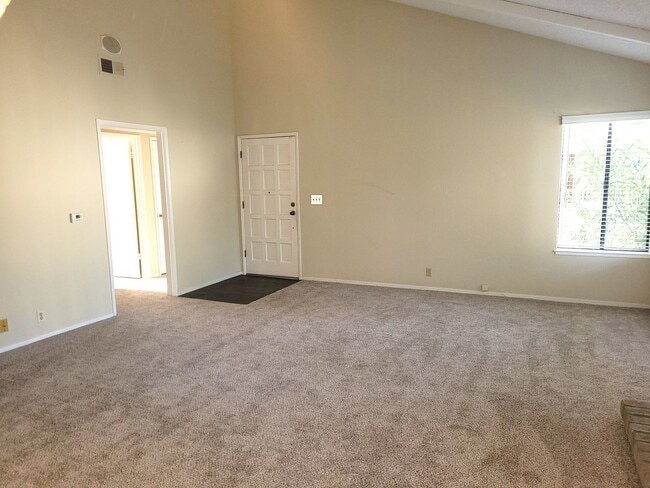 Photo - Saratoga 2 Bedroom Upstairs Unit in Great Complex!