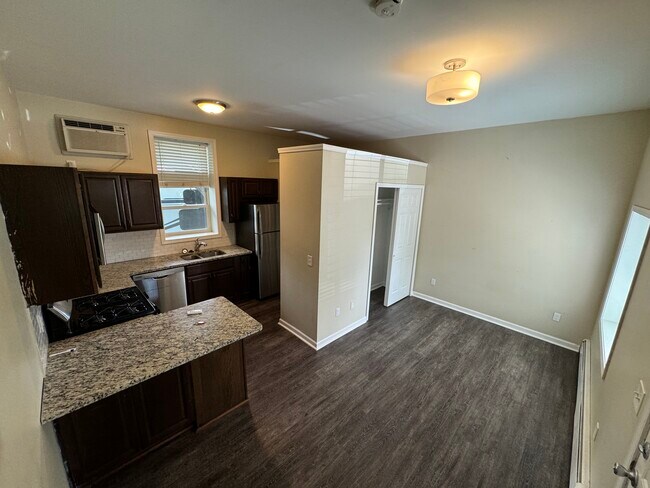 Photo - 34 N North Shore Dr Unit 1