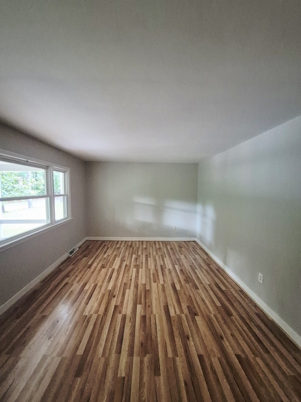 Photo - 3041 Clintwood Rd