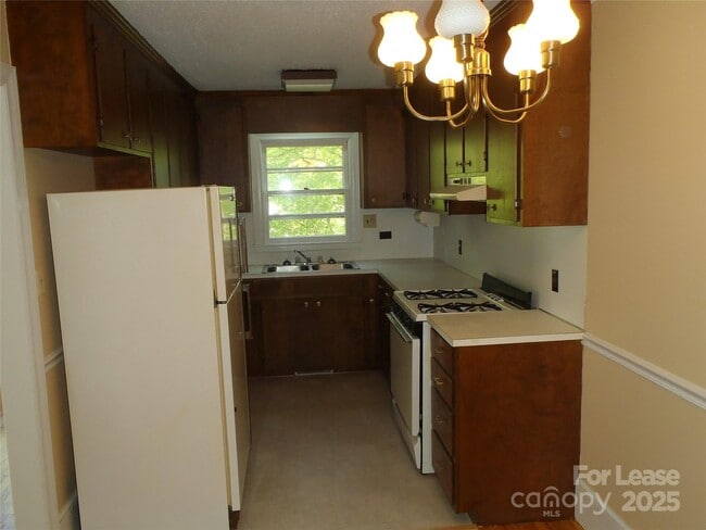 Photo - 803 Wood St