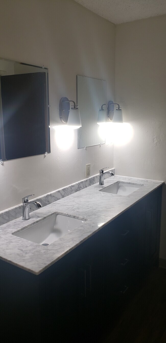 Photo - Stoneridge Apartments