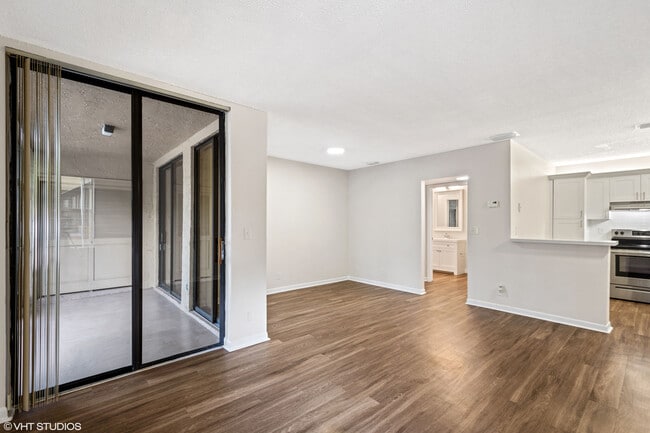 Photo - Forest Pointe