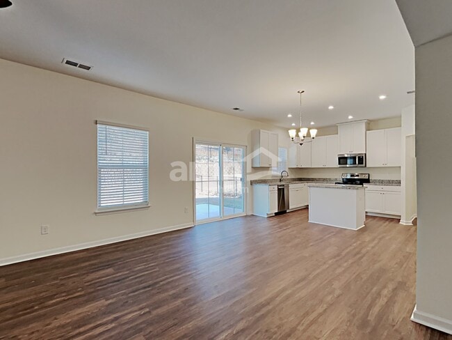 Photo - 5066 Twin River Dr