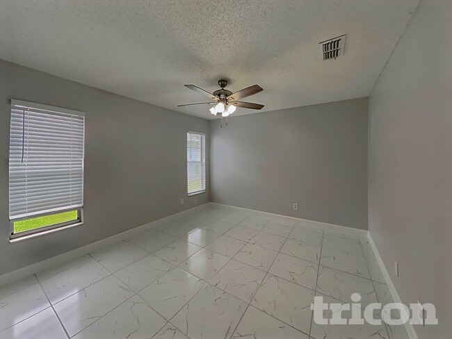 Photo - 2550 Mill Run Blvd