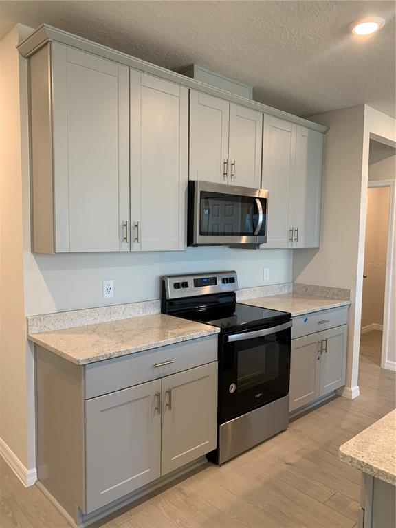 Photo - 2565 Red Spruce Wy