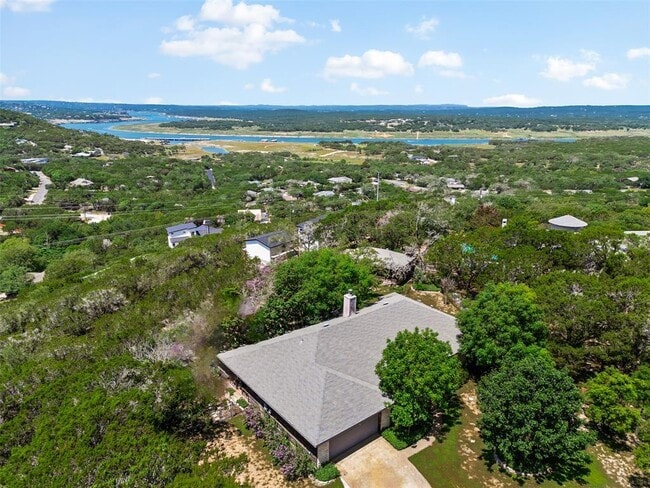 Building Photo - 21013 Ridgeview Loop