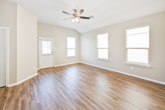 Photo - 14302 Merganser Dr