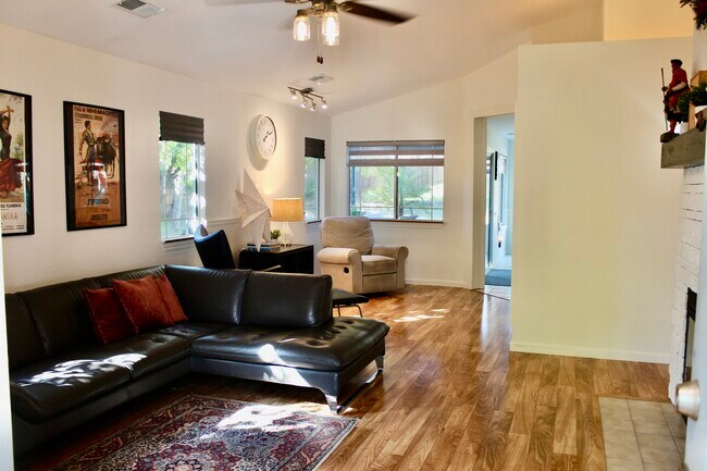 Photo - 4929 Chelsea Glen Ct