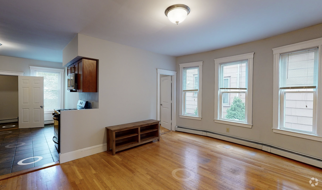 Building Photo - 16 Beacon St Unit 1R Rental