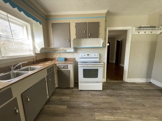 Photo - 177 Daniels Pl