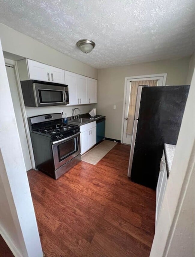 Building Photo - 1517 Washington St E Unit B