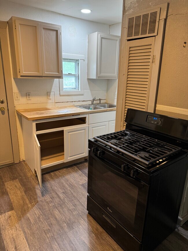 Photo - 16 S Birmingham Ave Unit 16 South Birmingham