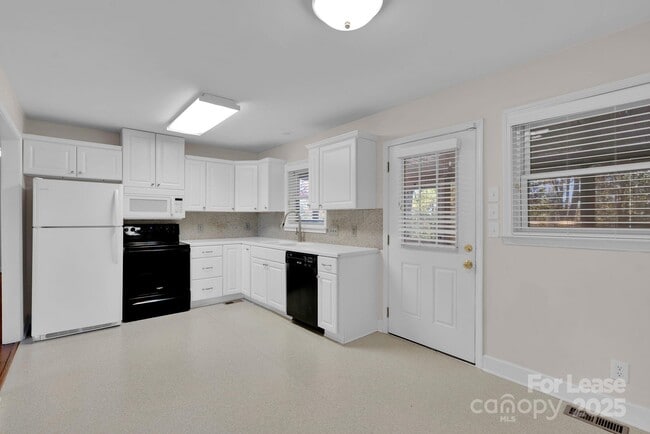 Photo - 607 Fort Mill Hwy