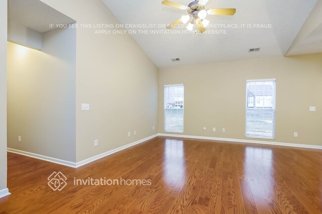 Photo - 1010 Countess Ln