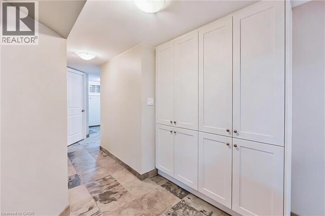 Photo - 2277 Fassel Ave