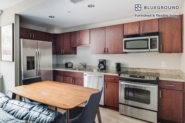 Photo - 2221 I St NW Unidad FL4-ID982