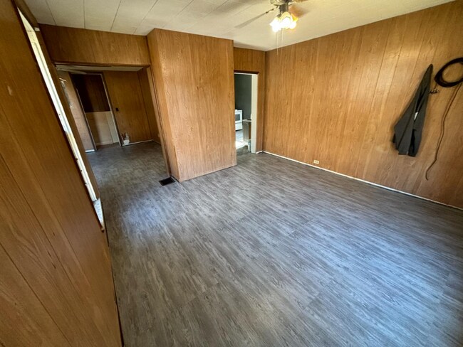 Photo - 321 Woodlawn Ave