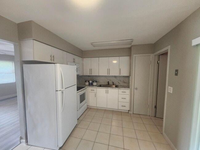 Photo - 4972 SW 93rd Ave