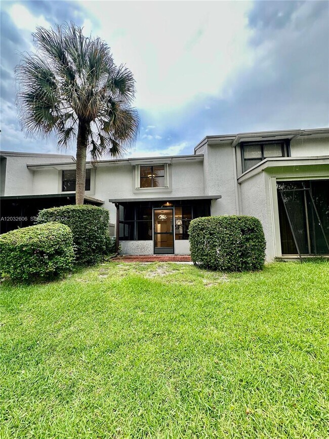 Photo - 4820 NW 22nd St Unit 4134