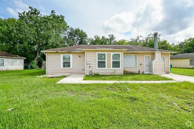 Building Photo - 319 Rustic Dr Rental