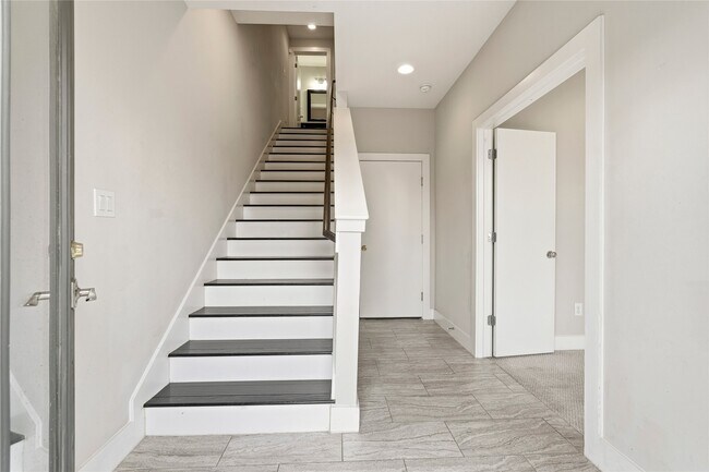 Photo - 1613 Milby St