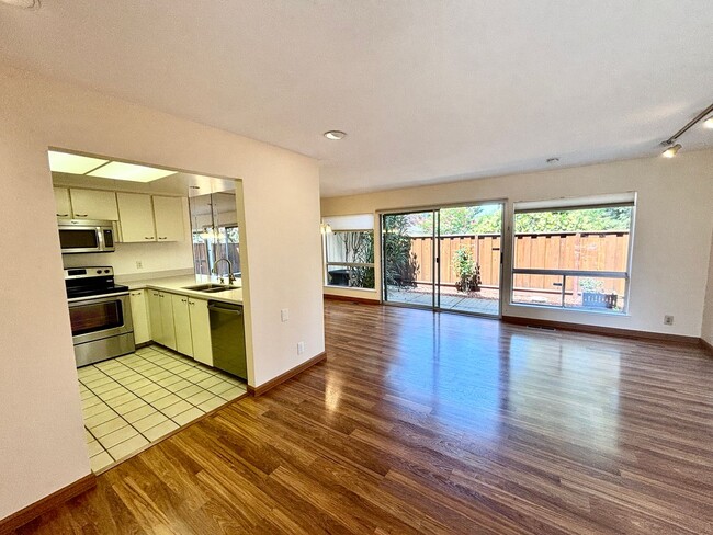 Cupertino- Beautifully updated townhome wi... - Cupertino- Beautifully updated townhome wi...