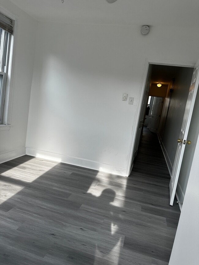 Photo - 2260 N 15th St