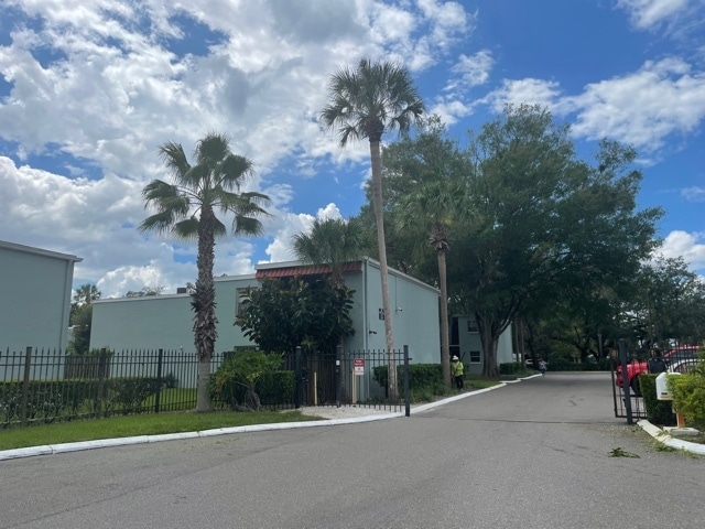 Photo - 2812 Somerset Park Dr