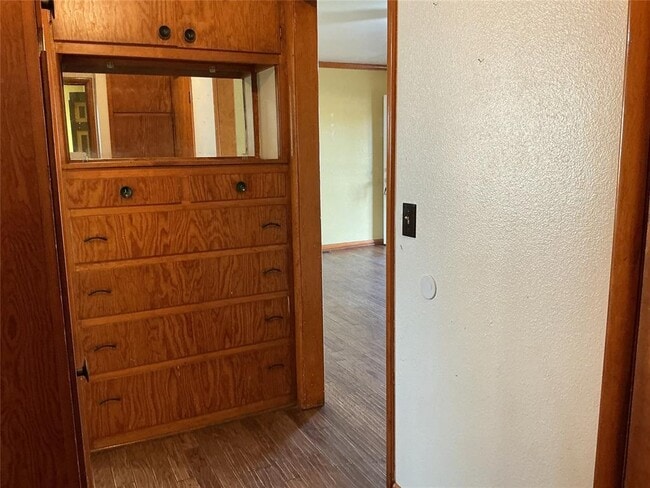 Photo - 714 S 6th St