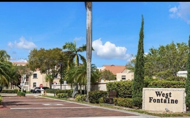 Building Photo - 10229 NW 9th St Cir Unit 213-2