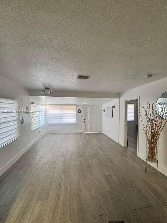 Photo - 18 NW 57th St