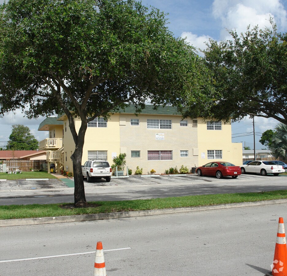 Sunrise Garden Apartments - Sunrise Garden Apartments
