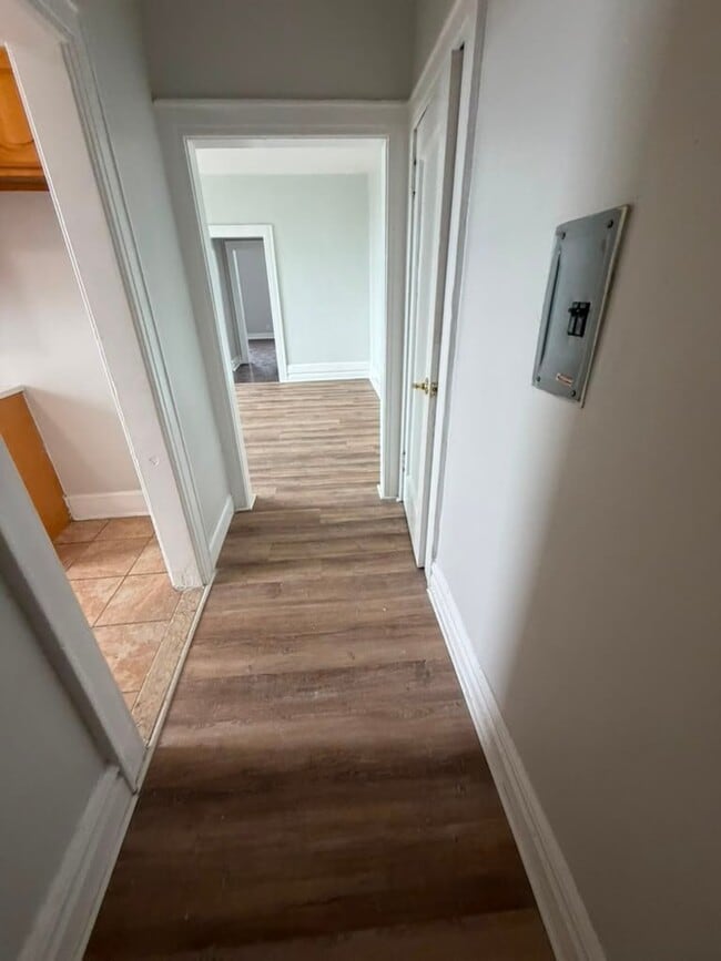 75 75th Unit 1BR