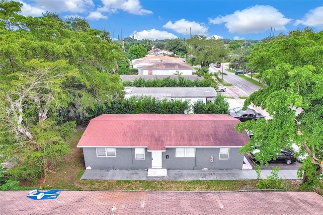 Photo - 746 SW 4th St Unit 746