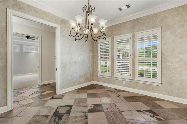 Photo - Splendid in Senna Hills!