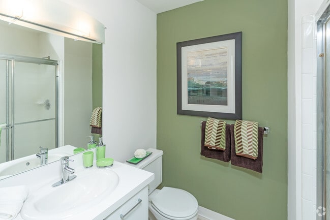2BR, 2BA - 1,021 SF Cypress