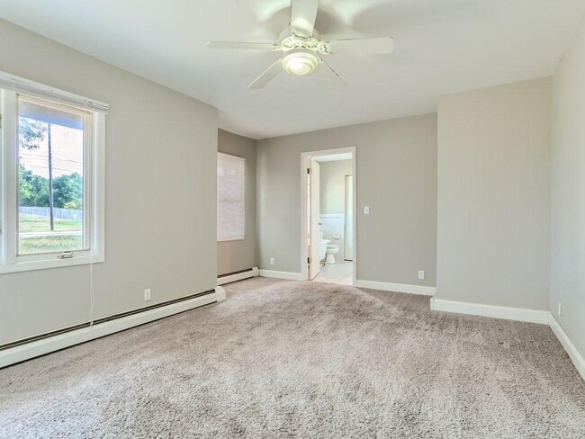 Photo - 215 E Old Shakopee Rd