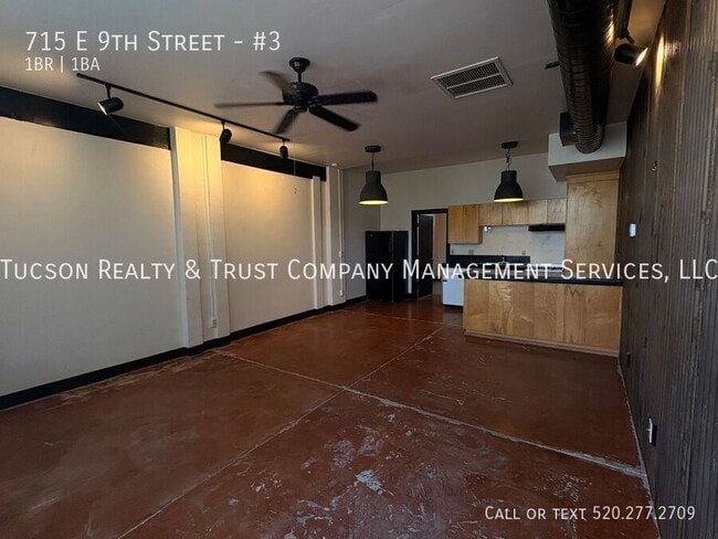 Photo - 715 E 9th St Unit #3
