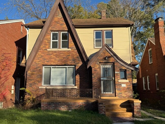 Building Photo - 17162 Bradford Ave